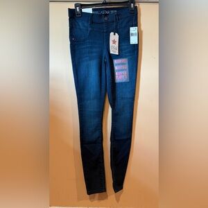 NWT Vanilla Star High Waist Jeggings, Size 5, super stretchy